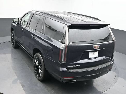 Used 2025 Cadillac Escalade Sport Platinum AWD/4WD image 45