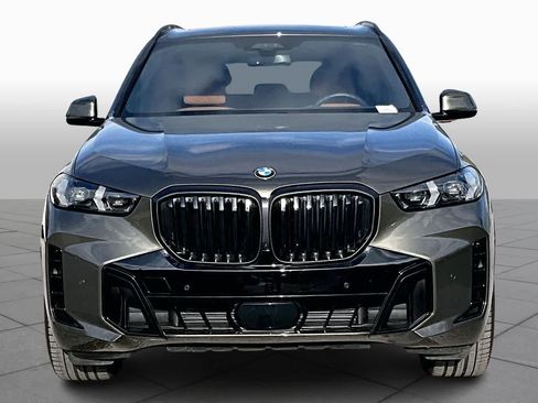 Used 2026 BMW X5 sDrive40i w/ Executive Package RWD image 3