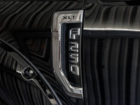 Used 2022 Ford F250 XLT w/ XLT Value Package AWD/4WD image 51