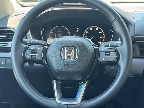 Certified 2025 Honda Pilot EX-L image 14
