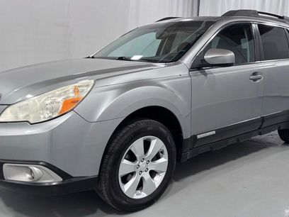 Used 2011 Subaru Outback 2.5i Limited w/ PWR Moonroof Pkg