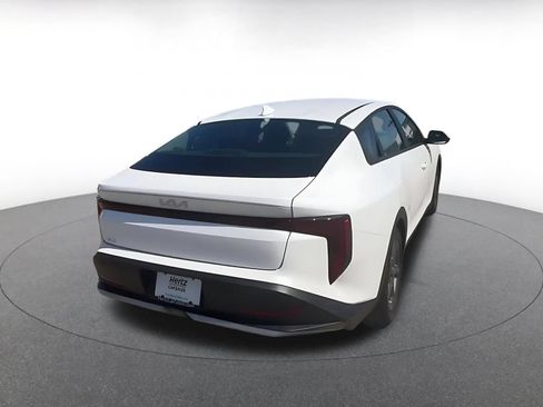 Used 2025 Kia K4 FWD image 14