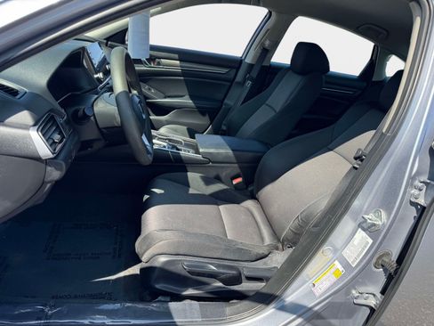 Used 2022 Honda Accord LX image 11