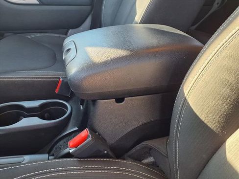 Used 2018 Jeep Wrangler Unlimited Sahara image 53