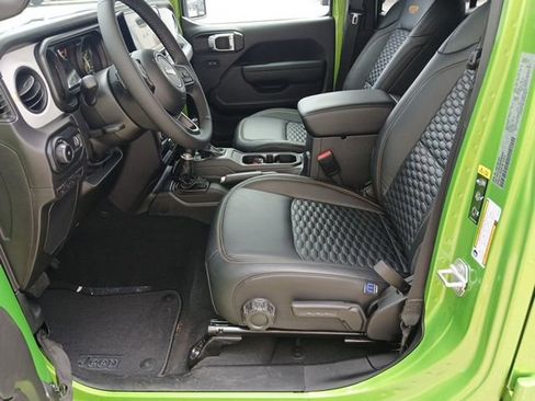 New 2025 Jeep Wrangler Sport S image 30