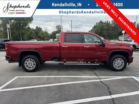 Used 2023 Chevrolet Silverado 2500 High Country w/ Z71 Off-Road Package image 5