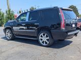 Used 2011 Cadillac Escalade Luxury image 3