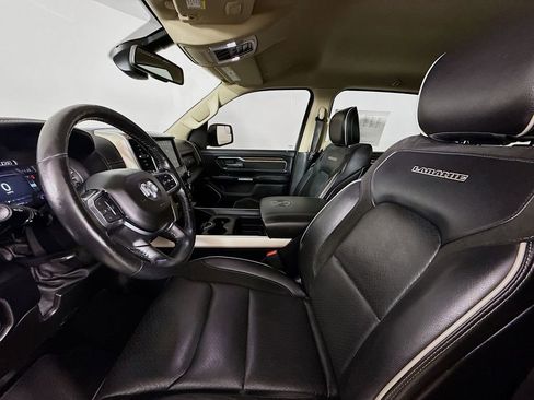Used 2019 RAM 1500 Laramie AWD/4WD image 22