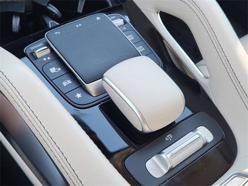 Used 2022 Mercedes-Benz GLS 450 4MATIC image 20