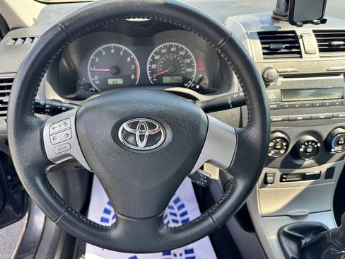 Used 2010 Toyota Corolla CE FWD image 16