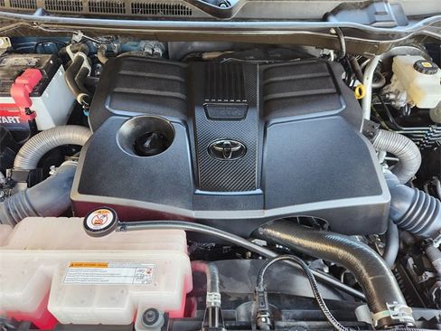 Used 2022 Toyota Tundra Limited image 22