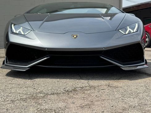 Used 2017 Lamborghini Huracan LP 610-4 AWD/4WD image 6