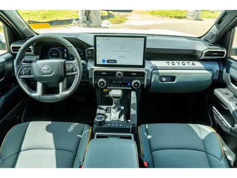 Used 2025 Toyota Tacoma 4x4 Double Cab Hybrid w/ Tow Tech Package image 21