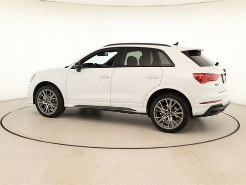 Certified 2025 Audi Q3 2.0T Premium Plus w/ Premium Plus Package image 3
