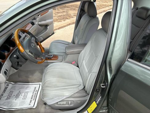 Used 2005 Lexus ES 330 image 19