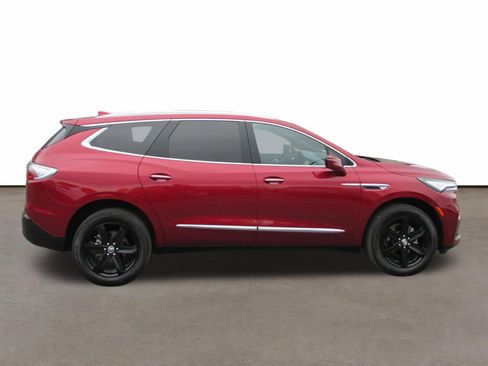 Used 2024 Buick Enclave Essence w/ Sport Touring Edition FWD image 2