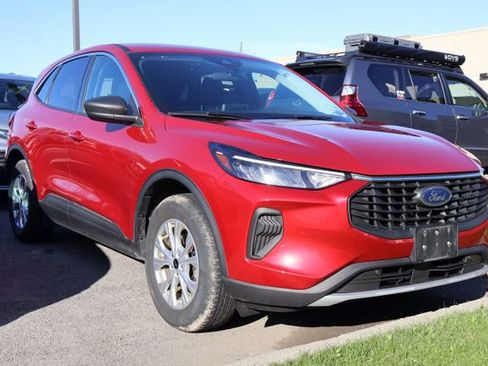 Used 2023 Ford Escape Active AWD/4WD image 4