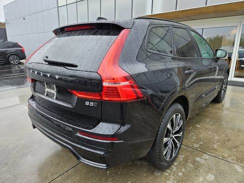 Certified 2025 Volvo XC60 B5 Plus AWD/4WD image 5