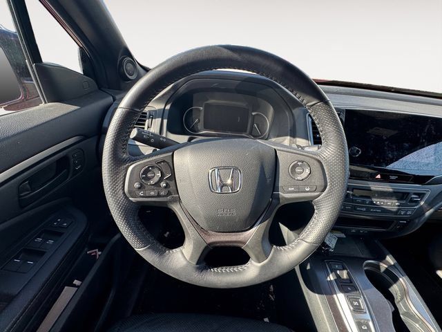 Used 2023 Honda Passport EX-L image 12