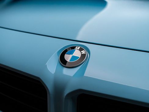 Used 2024 BMW M2 w/ Lighting Package RWD image 22