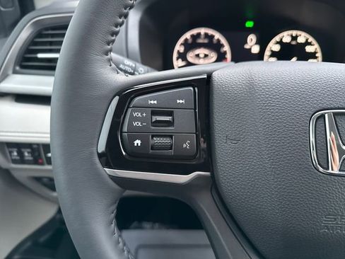 Used 2025 Honda Odyssey EX-L image 34