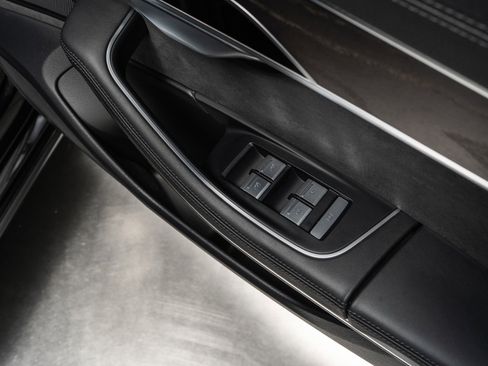 Used 2023 Audi A8 L 3.0T w/ Executive Package image 36