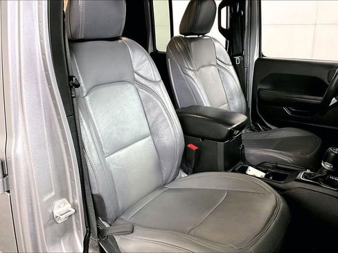 Used 2020 Jeep Gladiator Sport w/ Quick Order Package 24S image 7