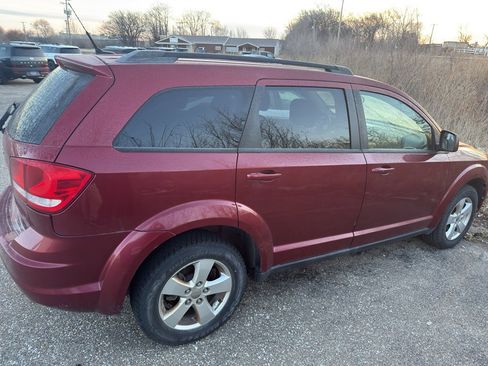 Used 2011 Dodge Journey Mainstreet image 3
