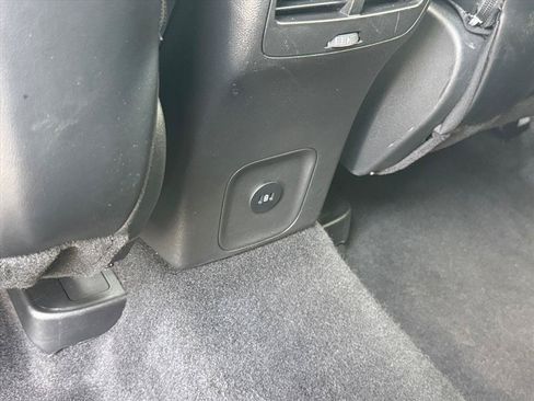 Used 2025 Ford Escape Platinum AWD/4WD image 11