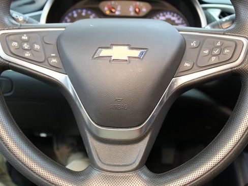 Used 2023 Chevrolet Malibu LT FWD image 17