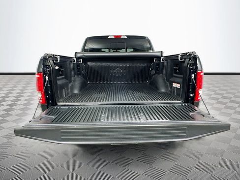 Used 2017 Ford F150 XLT w/ Equipment Group 302A Luxury AWD/4WD image 22