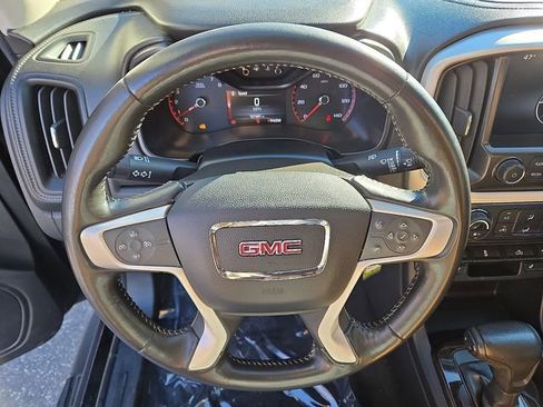 Used 2015 GMC Canyon SLT image 21