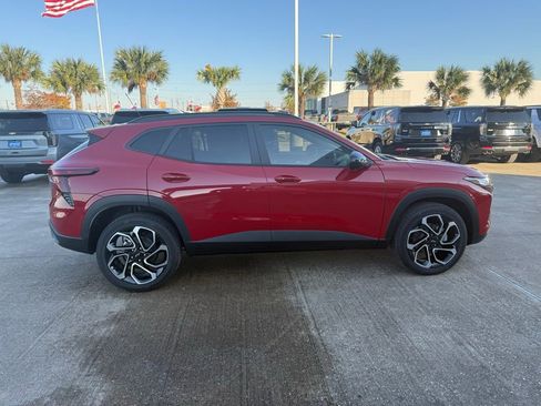 New 2026 Chevrolet Trax RS w/ Driver Confidence Package image 7