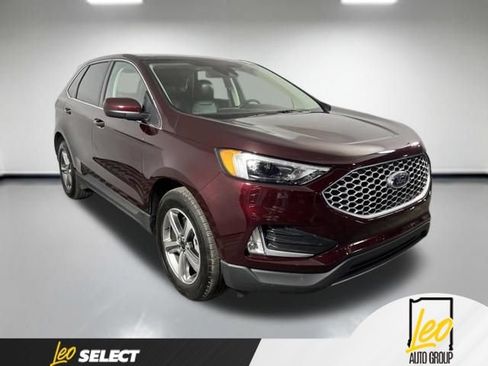 Used 2024 Ford Edge SEL w/ Convenience Package AWD/4WD image 4