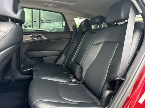 Used 2023 Kia Sportage SX FWD image 15