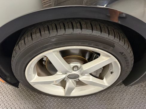 Used 2014 Chevrolet Corvette Stingray Coupe RWD image 16