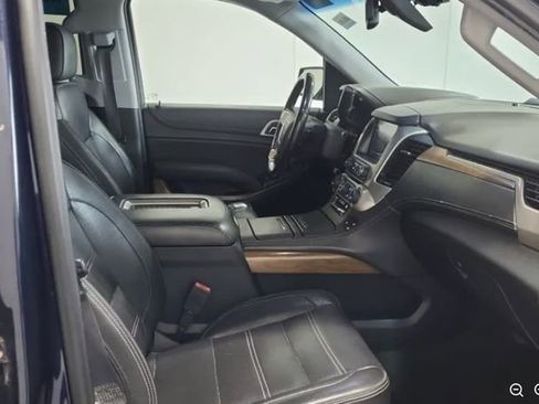 Used 2019 GMC Yukon XL Denali w/ Open Road Package AWD/4WD image 10