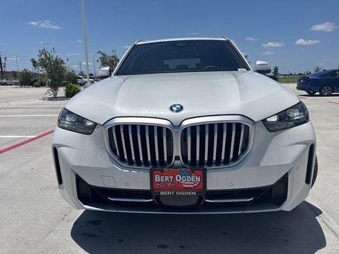 New 2026 BMW X5 sDrive40i w/ Premium Package RWD image 2
