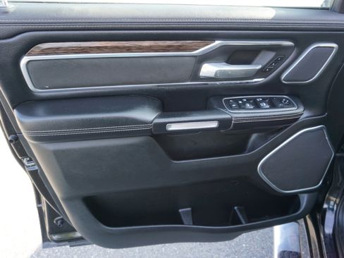 Used 2019 RAM 1500 Laramie image 15