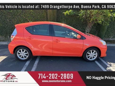 Used 2013 Toyota Prius C Four image 5