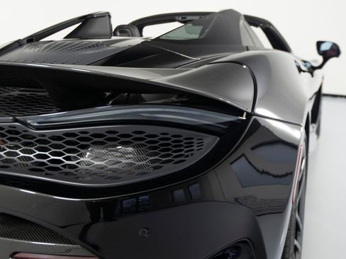 Used 2024 McLaren 750S Spider image 47