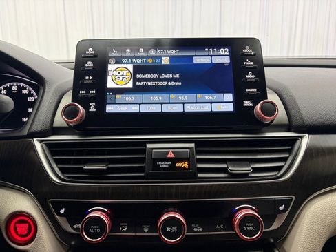 Used 2019 Honda Accord EX image 29