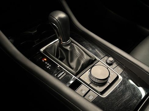 Used 2024 MAZDA MAZDA3 s FWD image 14