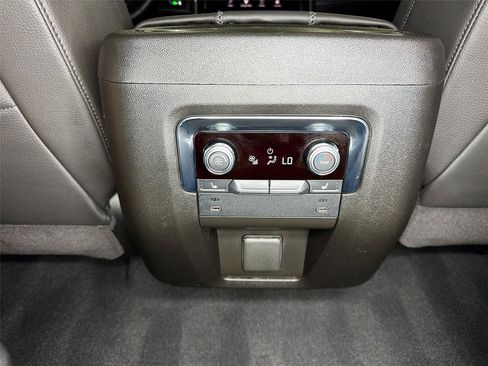 Used 2026 GMC Yukon Denali w/ Sun & Power Step Package AWD/4WD image 17