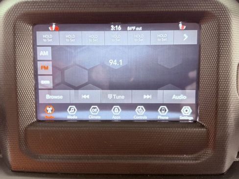 Used 2021 Jeep Wrangler Sport AWD/4WD image 16