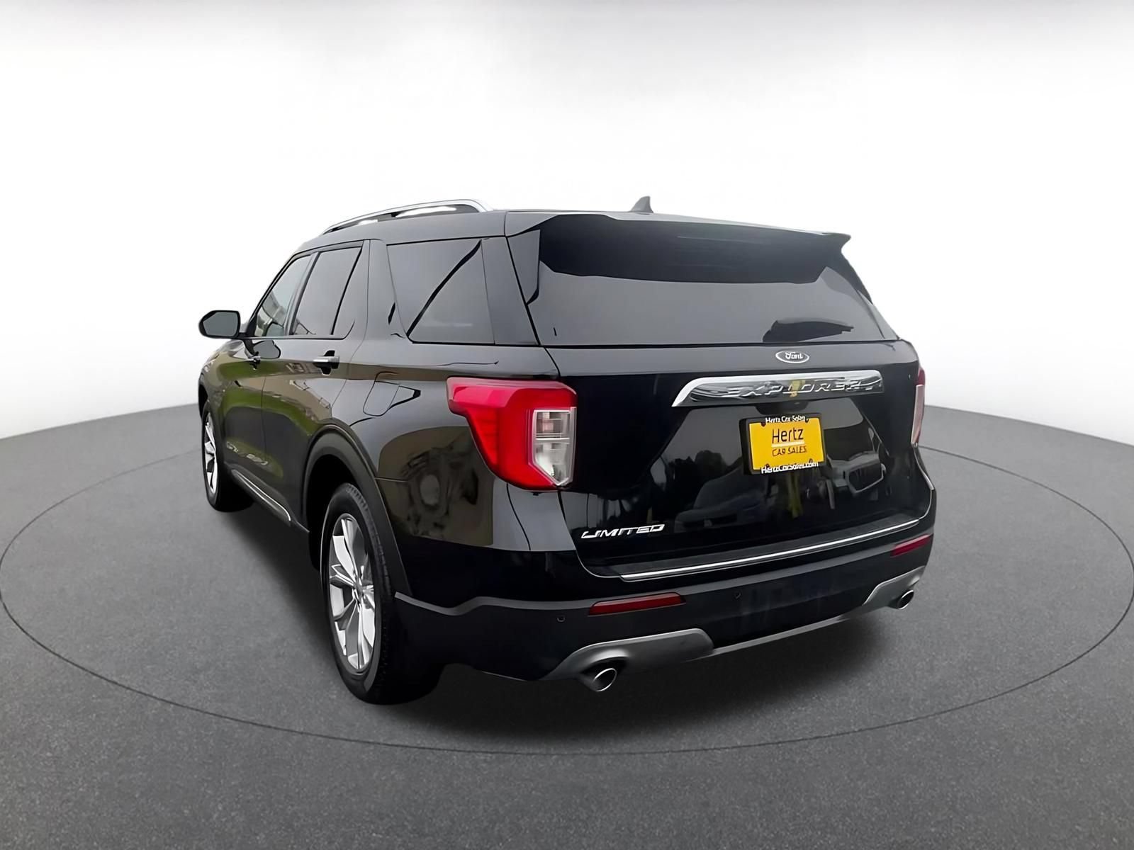 Used 2024 Ford Explorer Limited RWD image 10