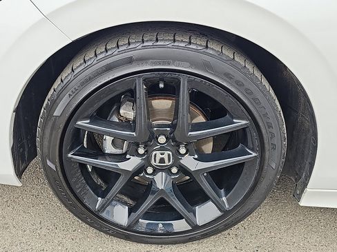 Used 2023 Honda Civic Sport image 8