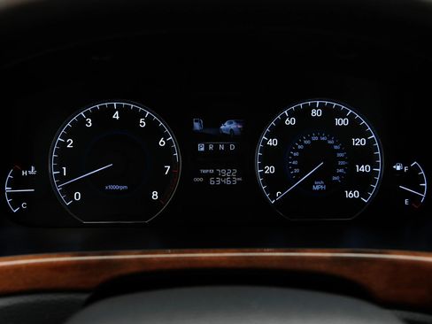 Used 2013 Hyundai Equus Signature image 21