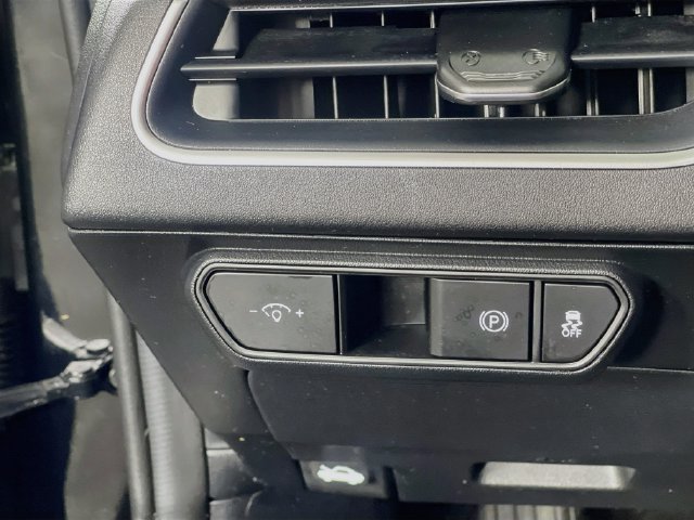 Used 2025 Kia K4 FWD image 11