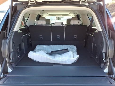 New 2026 Ford Expedition Max Active image 10